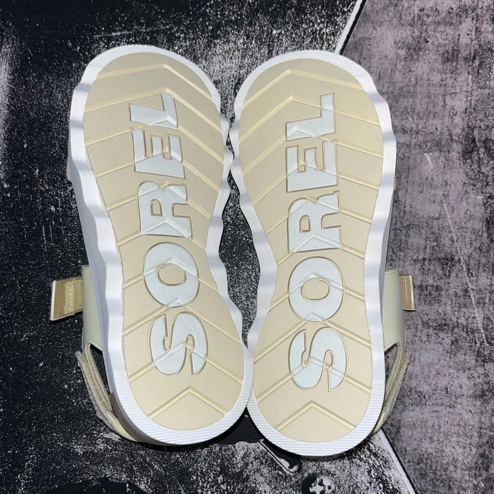 NEW SOREL Sandal